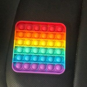 Rainbow pop it